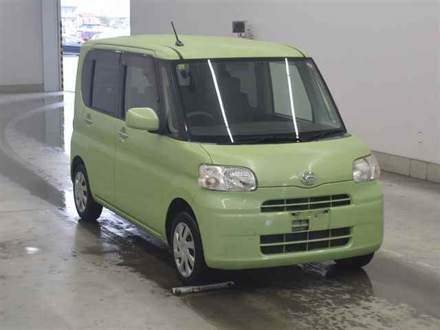 DAIHATSU TANTO 2012