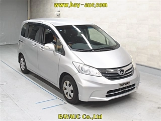 HONDA FREED 2013