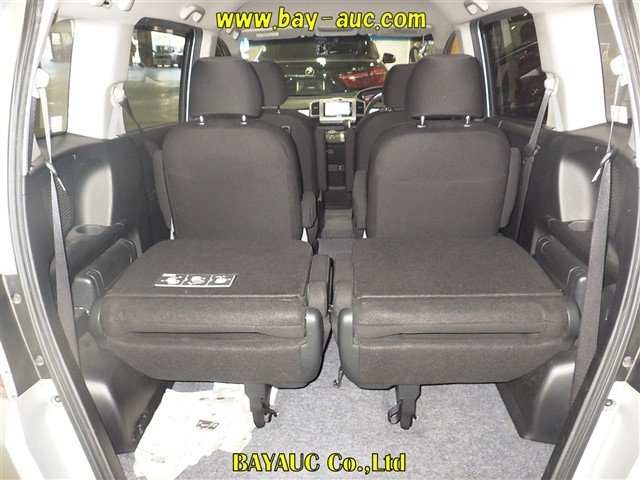 HONDA FREED 2013