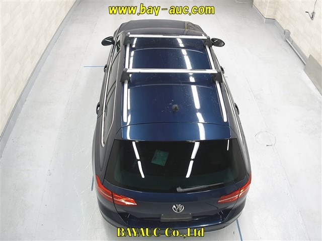 VOLKSWAGEN PASSAT VARIANT 2015