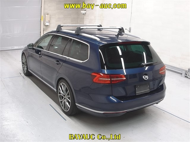 VOLKSWAGEN PASSAT VARIANT 2015