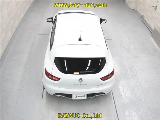 RENAULT LUTECIA 2015