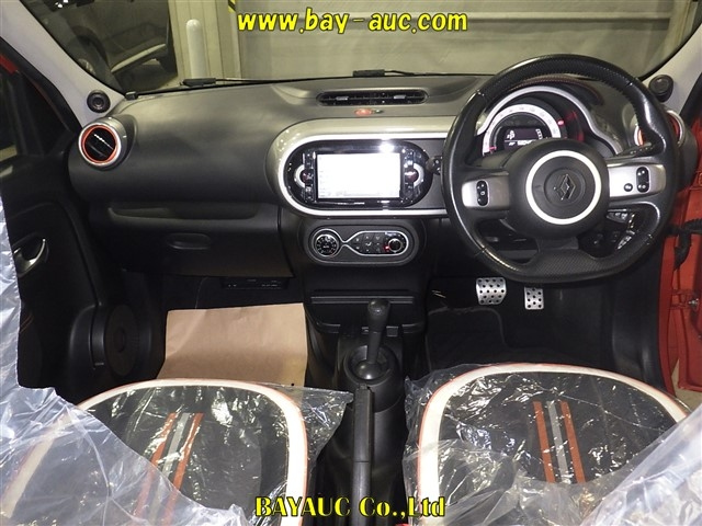 RENAULT TWINGO 2018