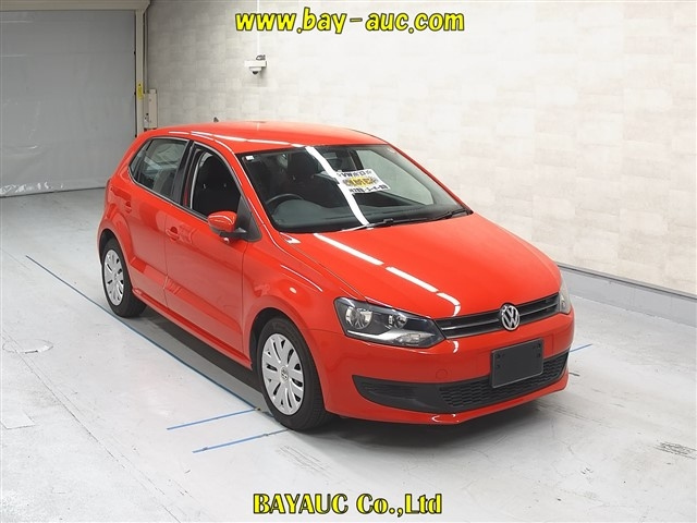 VOLKSWAGEN POLO 2010