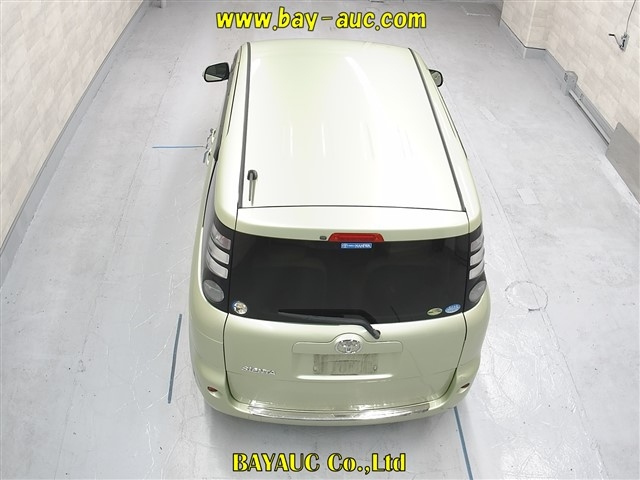 TOYOTA SIENTA 2009