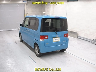 DAIHATSU TANTO 2013