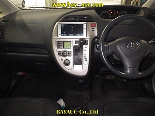 TOYOTA RACTIS 2009