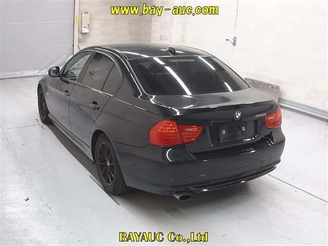 BMW 3 SERIES 2011