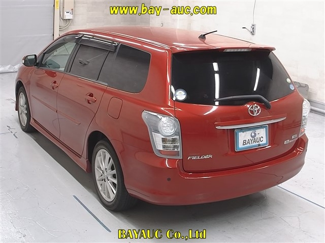TOYOTA COROLLA FIELDER 2010