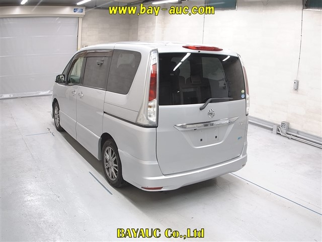 NISSAN SERENA 2012