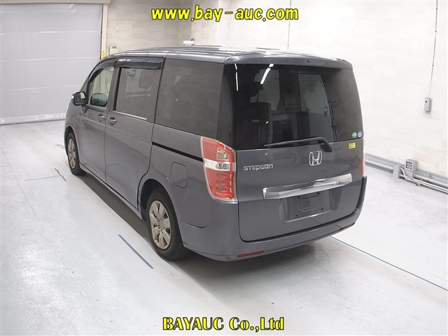 HONDA STEP WAGON 2014