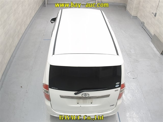 TOYOTA NOAH 2009