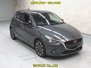 MAZDA DEMIO 2016