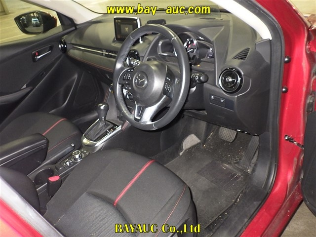 MAZDA DEMIO 2015
