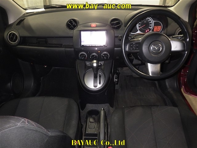 MAZDA DEMIO 2013
