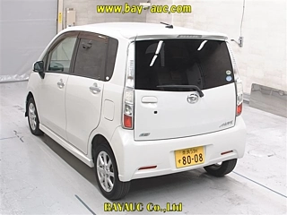DAIHATSU MOVE 2011