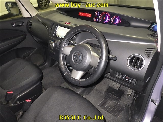 MAZDA BIANTE 2011