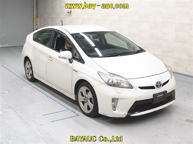 TOYOTA PRIUS 2012