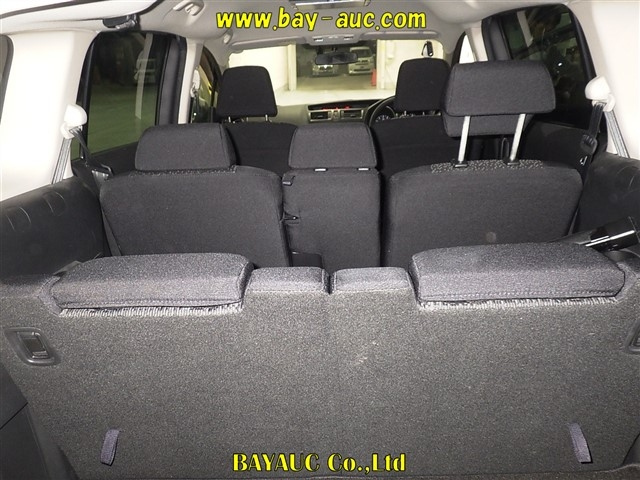 MAZDA PREMACY 2011