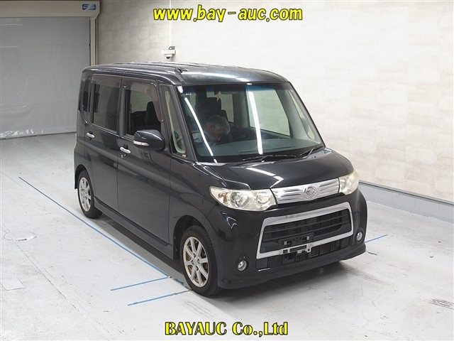 DAIHATSU TANTO 2012