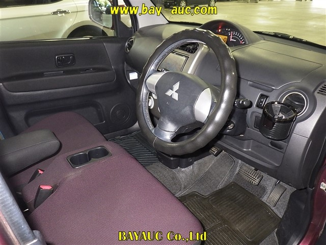 MITSUBISHI TOPPO 2008
