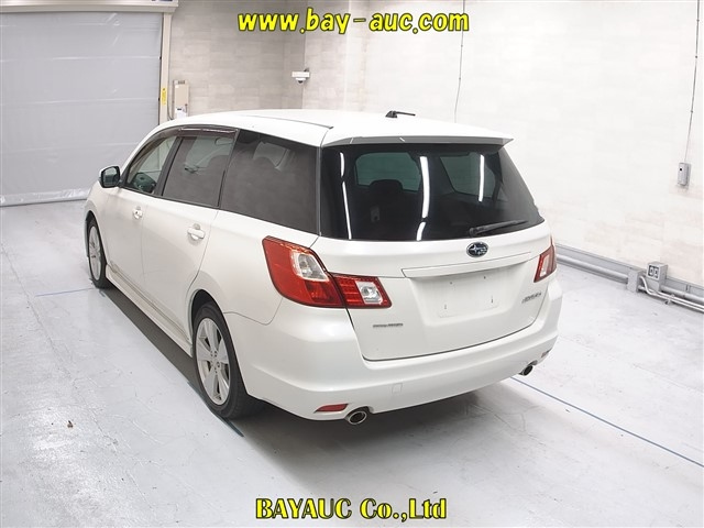 SUBARU EXIGA 2014