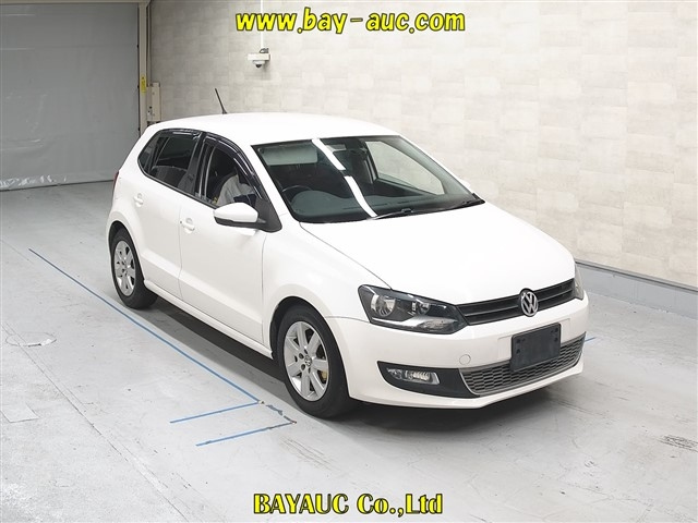 VOLKSWAGEN POLO 2010