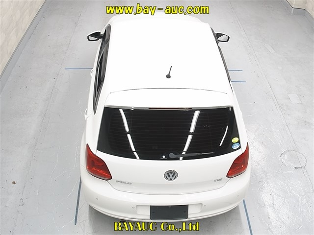 VOLKSWAGEN POLO 2010