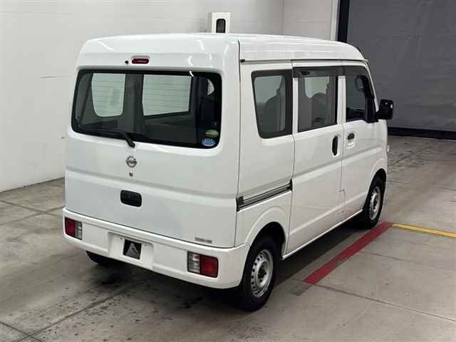 NISSAN CLIPPER VAN 2017