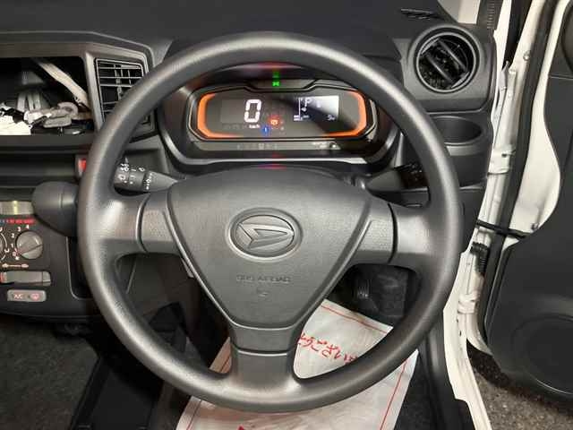 DAIHATSU MIRA E S 2025