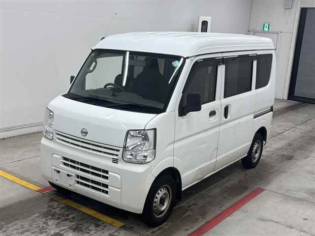 NISSAN CLIPPER VAN 2015