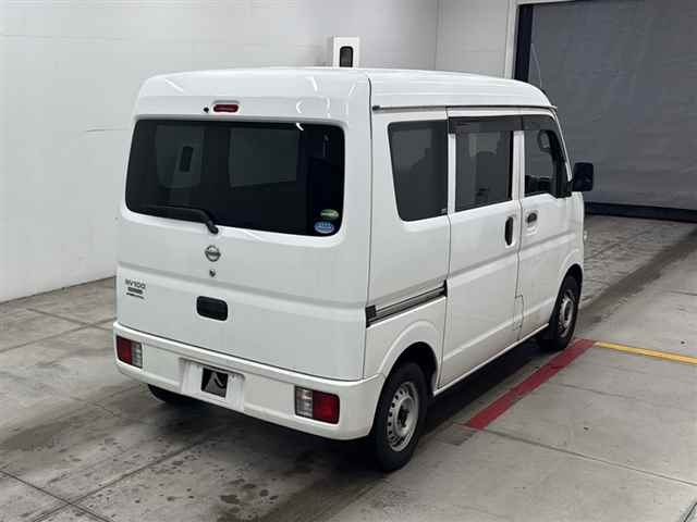 NISSAN CLIPPER VAN 2015