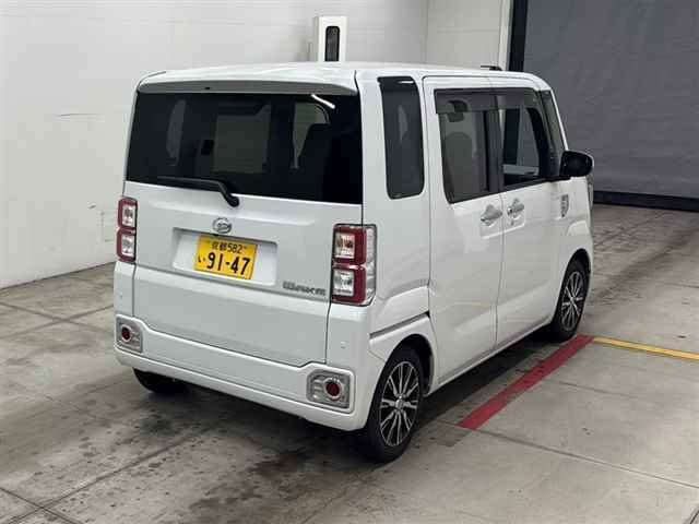 DAIHATSU WAKE 2021