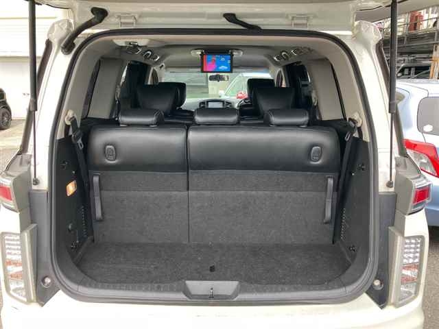 NISSAN ELGRAND 2011