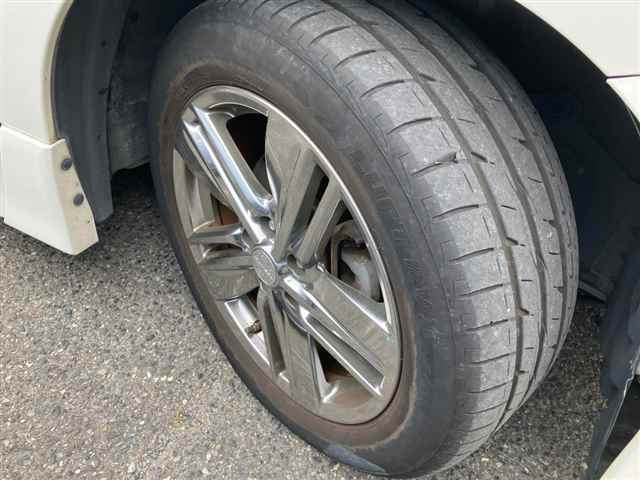NISSAN ELGRAND 2011