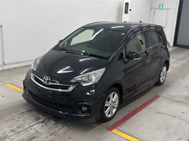 TOYOTA RACTIS 2014
