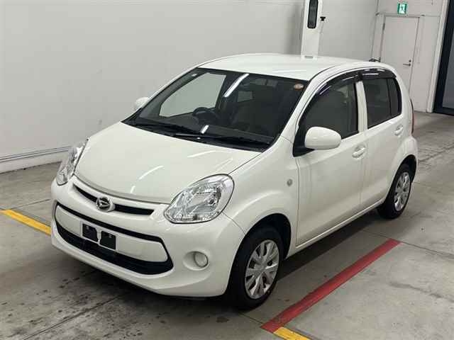 DAIHATSU BOON 2016