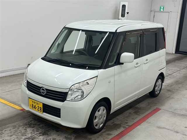 NISSAN ROOX 2012