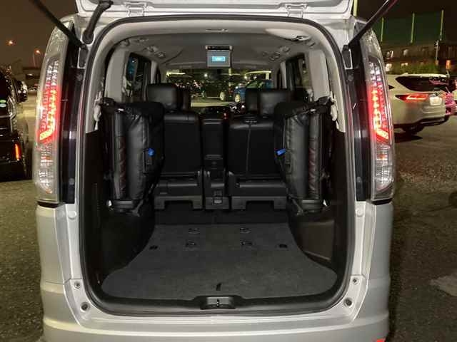 NISSAN SERENA 2013