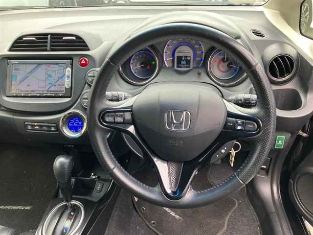 HONDA FIT SHUTTLE 2014