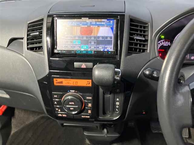 SUZUKI PALETTE 2010