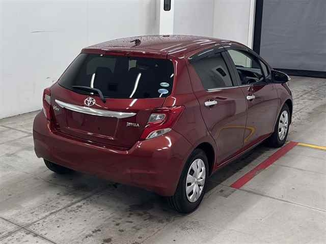TOYOTA VITZ 2014
