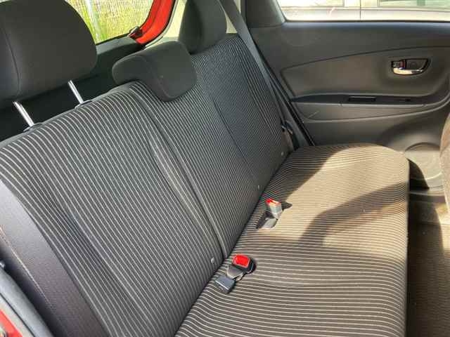 TOYOTA VITZ 2014