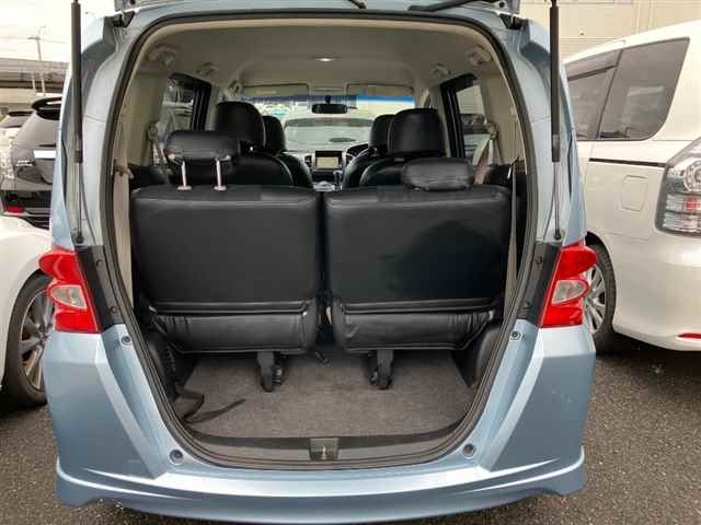 HONDA FREED 2009