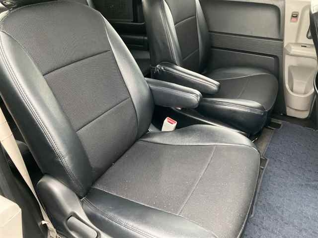 HONDA FREED 2009