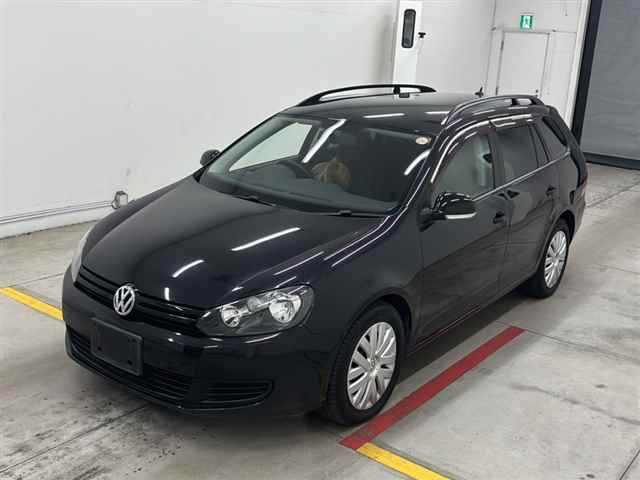 VOLKSWAGEN GOLF VARIANT 2010