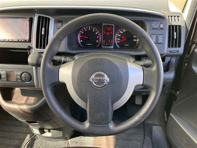 NISSAN SERENA 2008