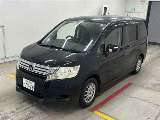 HONDA STEP WAGON 2011