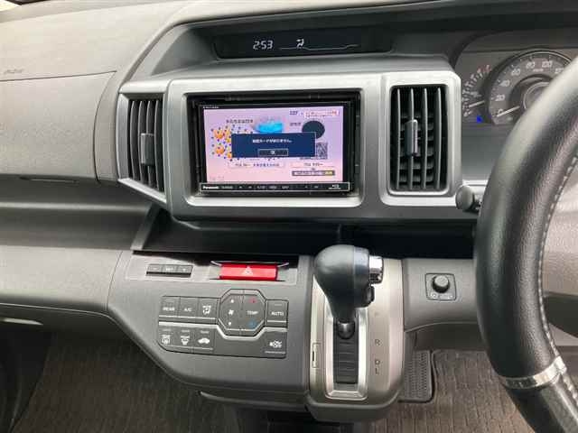 HONDA STEP WAGON 2011