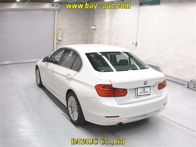 BMW 3 SERIES 2012